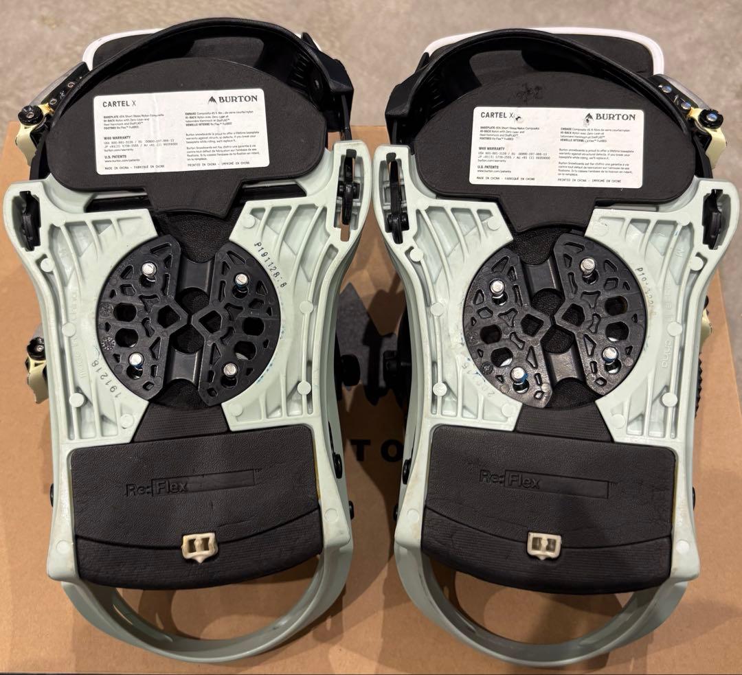 Burton カーテルX リフレックス Mサイズ