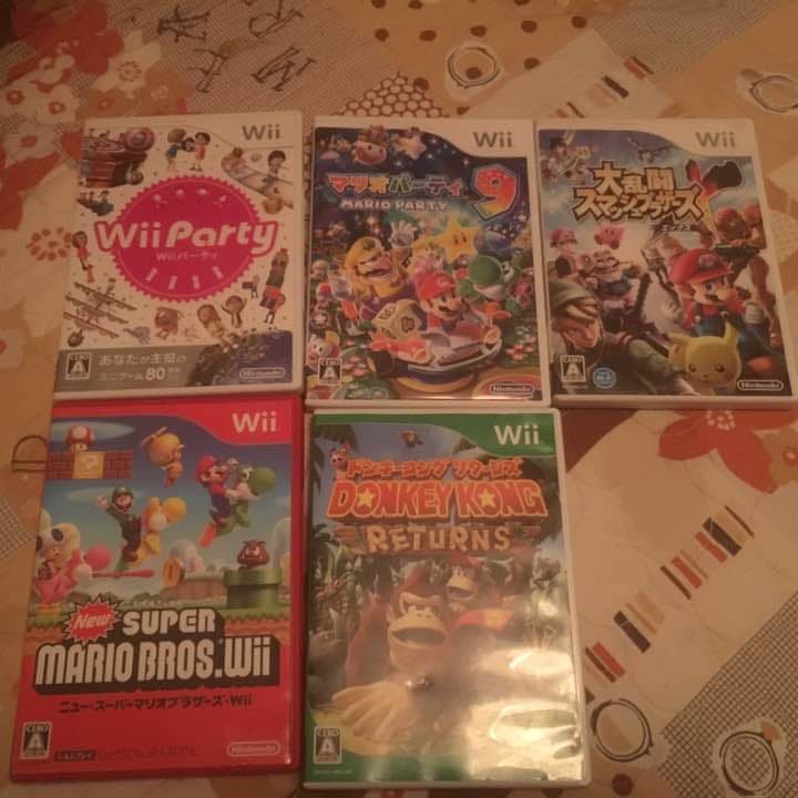 Wii 、そのリモコン、ゲームカセットです！
