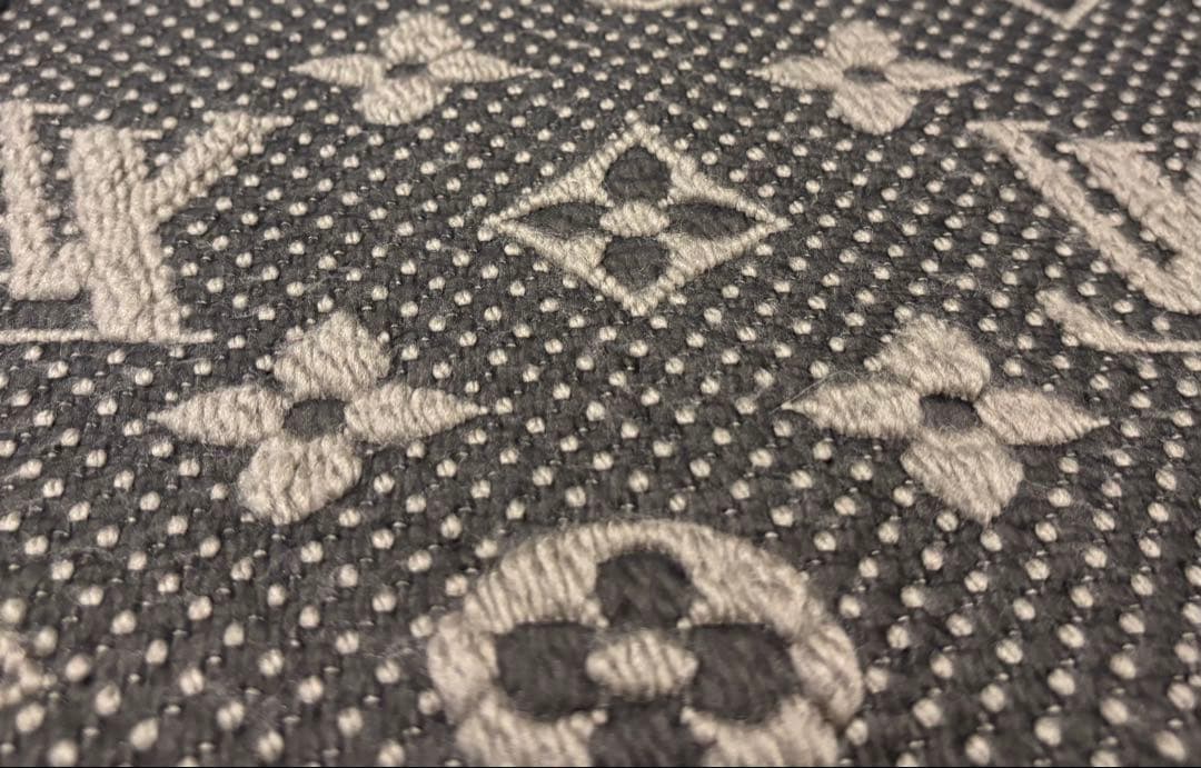 ⭐️ルイヴィトン エシャルプ ロゴマニア 【国内正規品】‼️