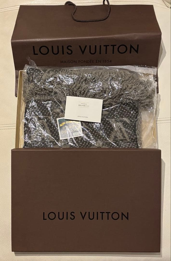 ⭐️ルイヴィトン エシャルプ ロゴマニア 【国内正規品】‼️
