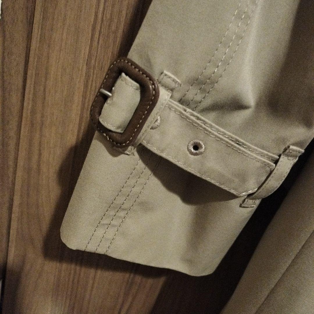 ベージュ トレンチコート ダブルブレスト