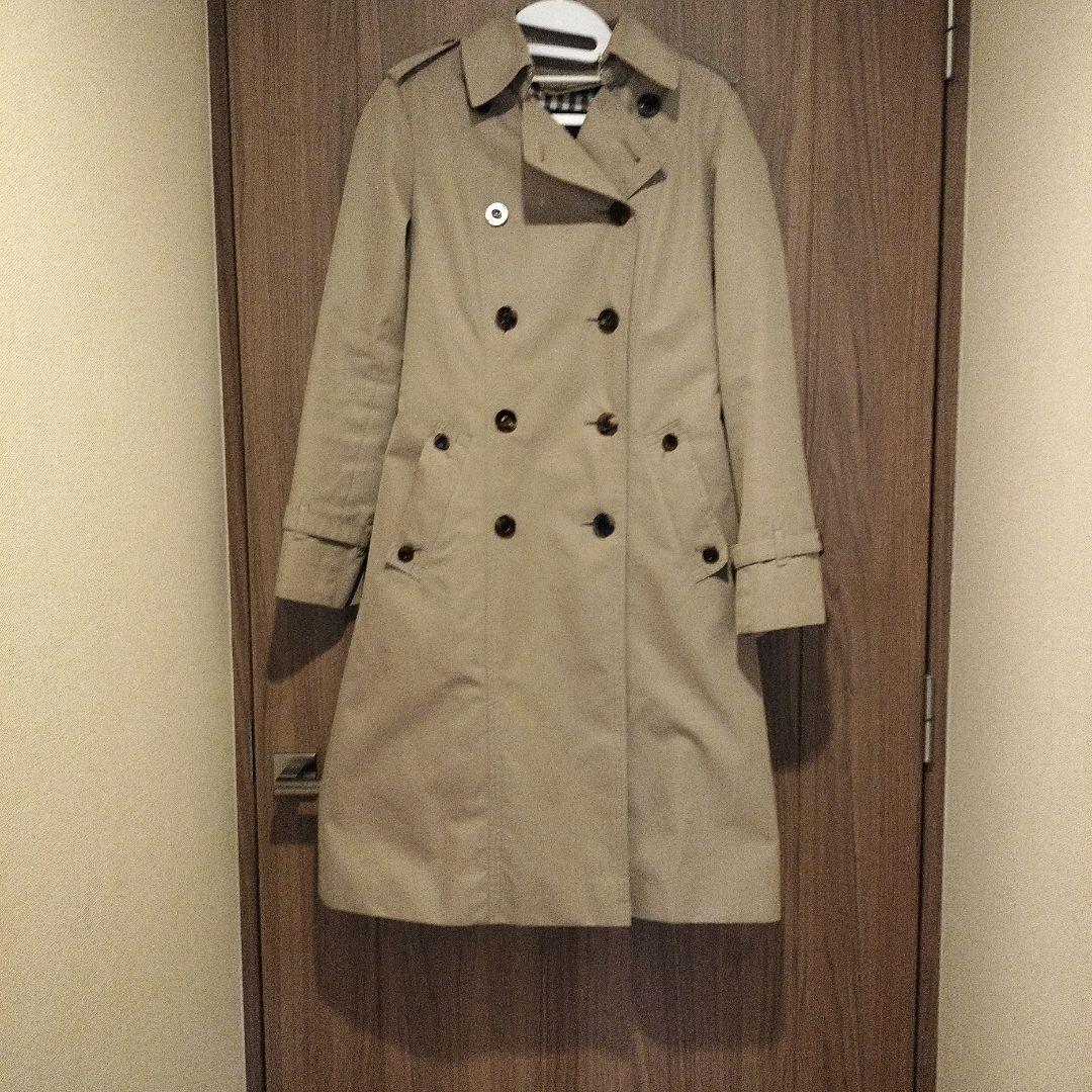 ベージュ トレンチコート ダブルブレスト