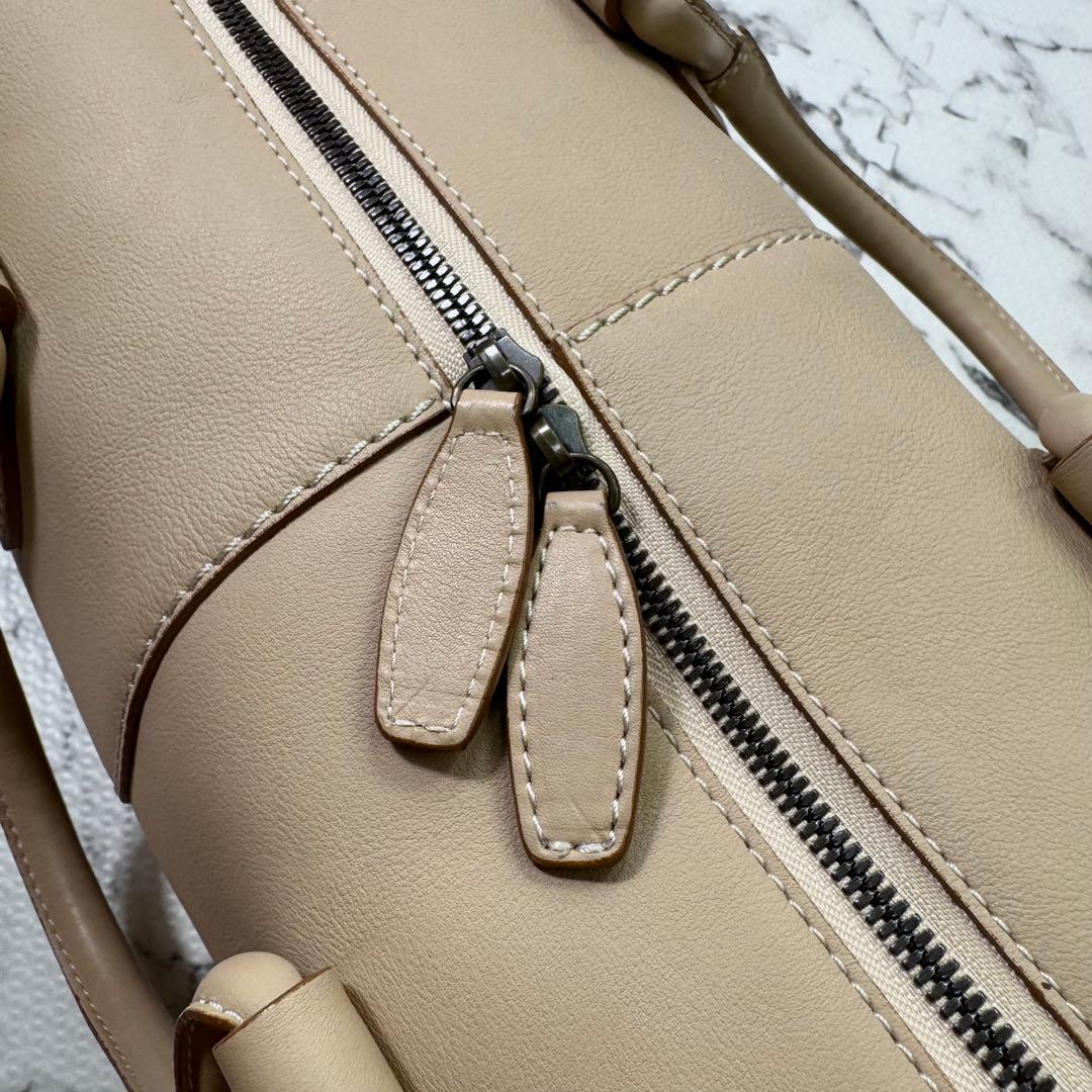 土屋鞄　ボストンバッグ　ドクターバッグ型　大容量　A4収納可能　オールレザー