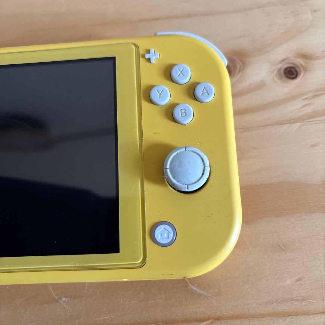 Nintendo Switch Lite イエロー　充電器なし　スイッチライト