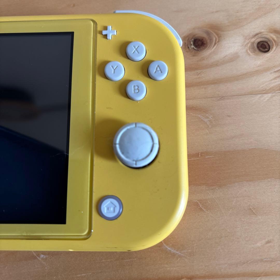Nintendo Switch Lite イエロー　充電器なし　スイッチライト