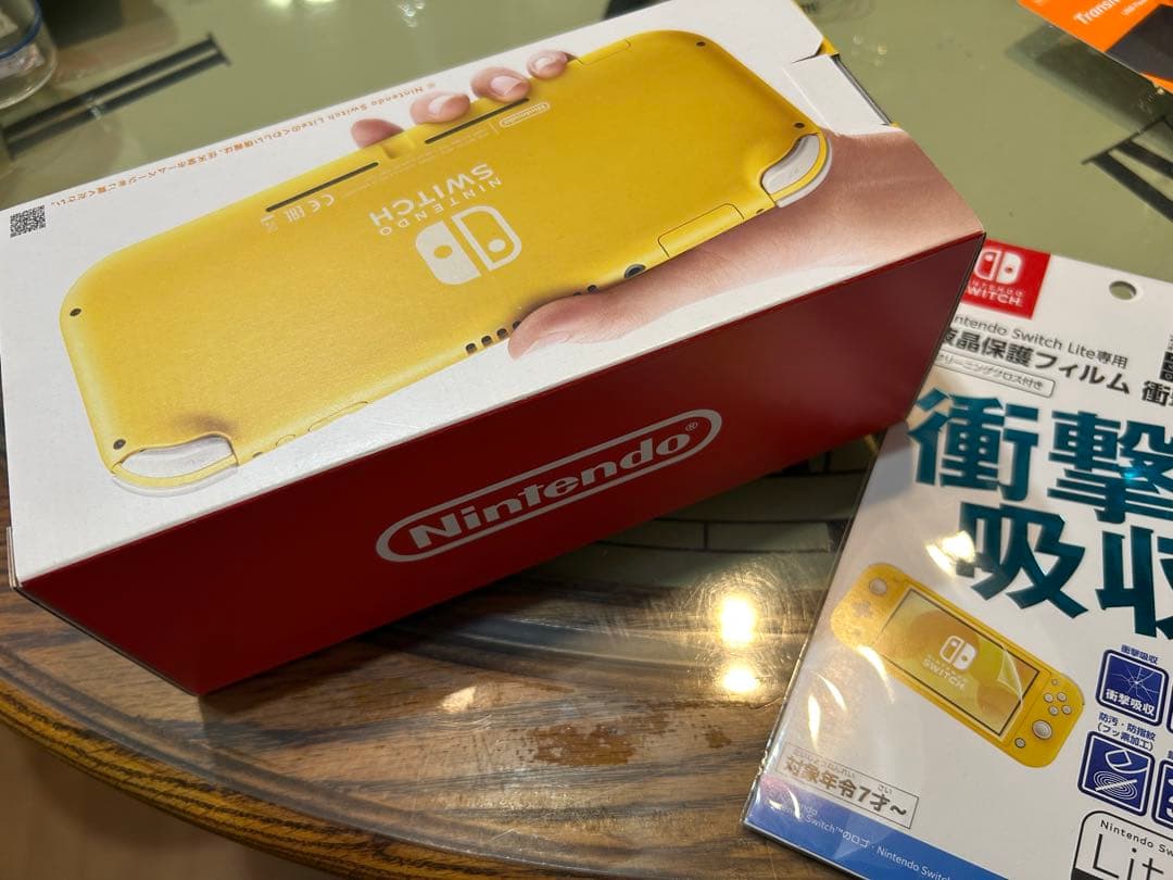 任天堂スイッチライト本体NintendoSwitchlite新品未開封 イエロー