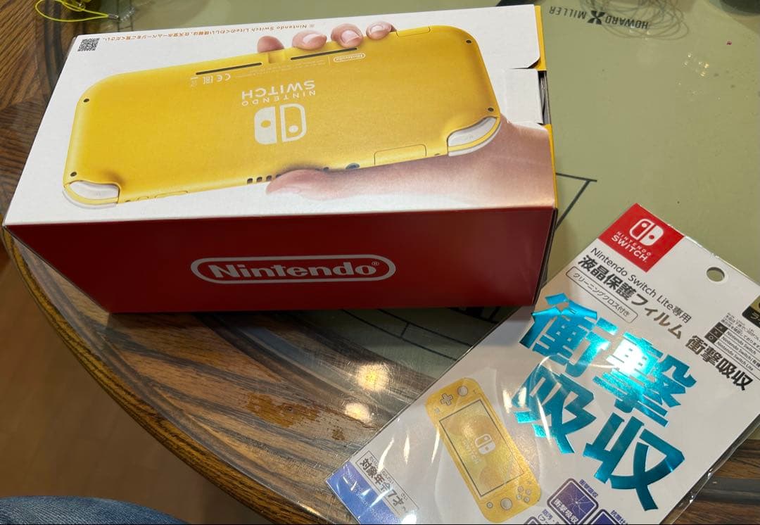 任天堂スイッチライト本体NintendoSwitchlite新品未開封 イエロー