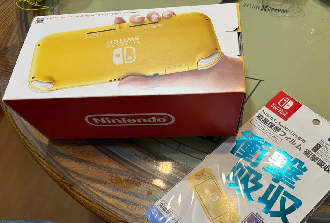 任天堂スイッチライト本体NintendoSwitchlite新品未開封 イエロー