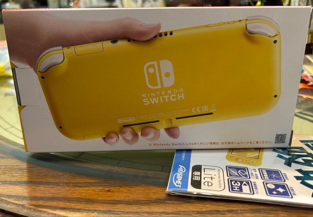 任天堂スイッチライト本体NintendoSwitchlite新品未開封 イエロー