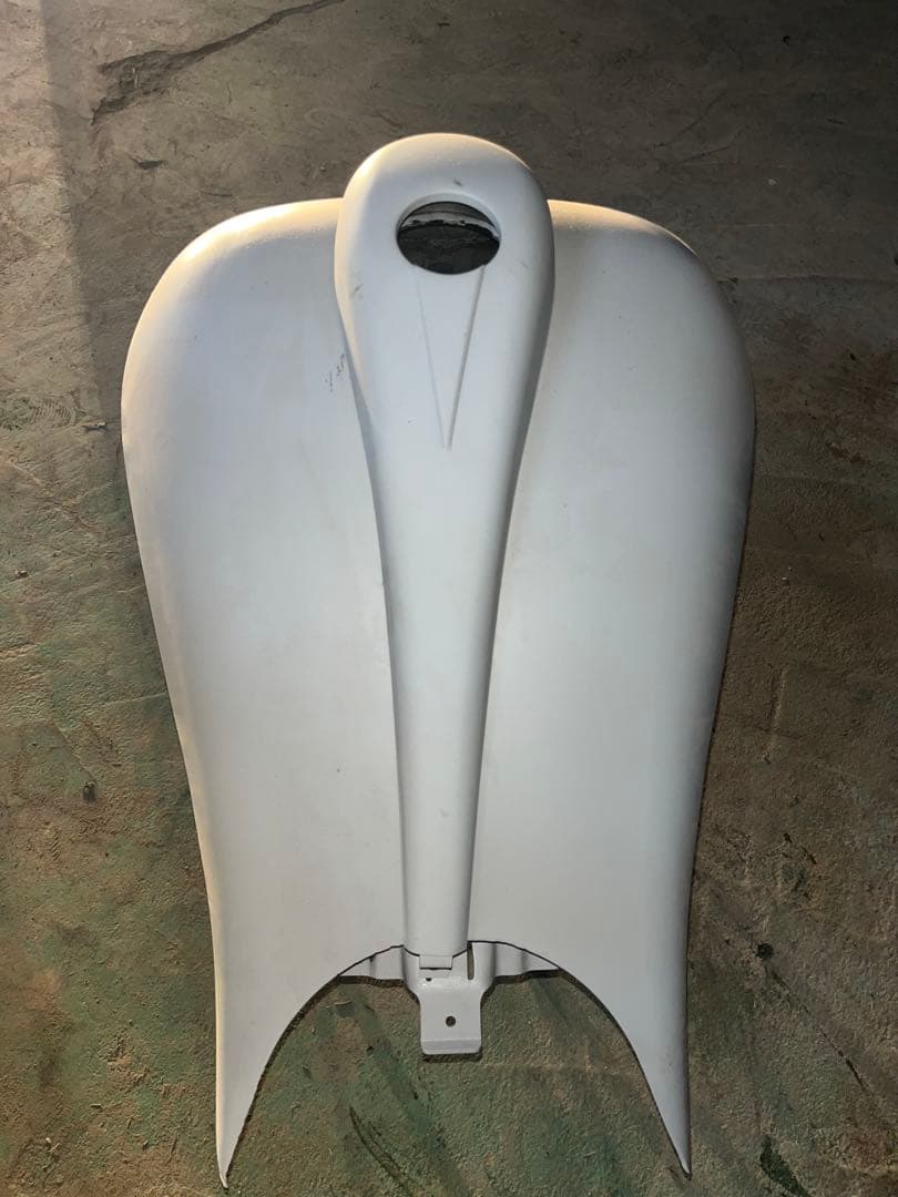 ハーレーツーリング　ストレッチタンク値下げ中