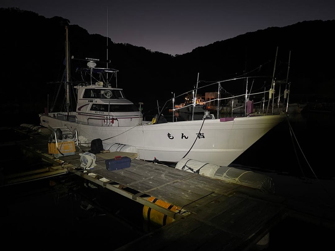 キャスティングレール　手摺り