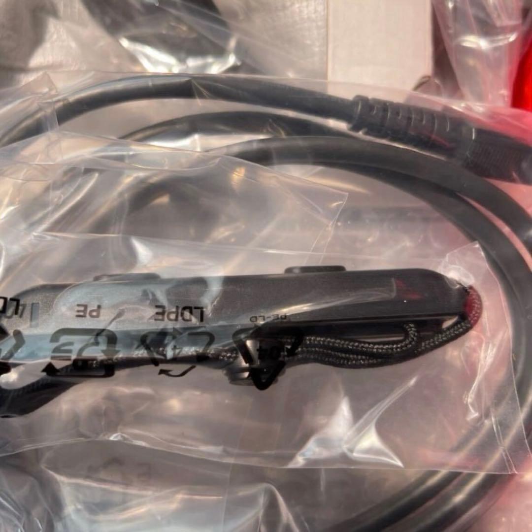 【新品未使用】ニンテンドースイッチ Joy-Con ネオンレッド L R