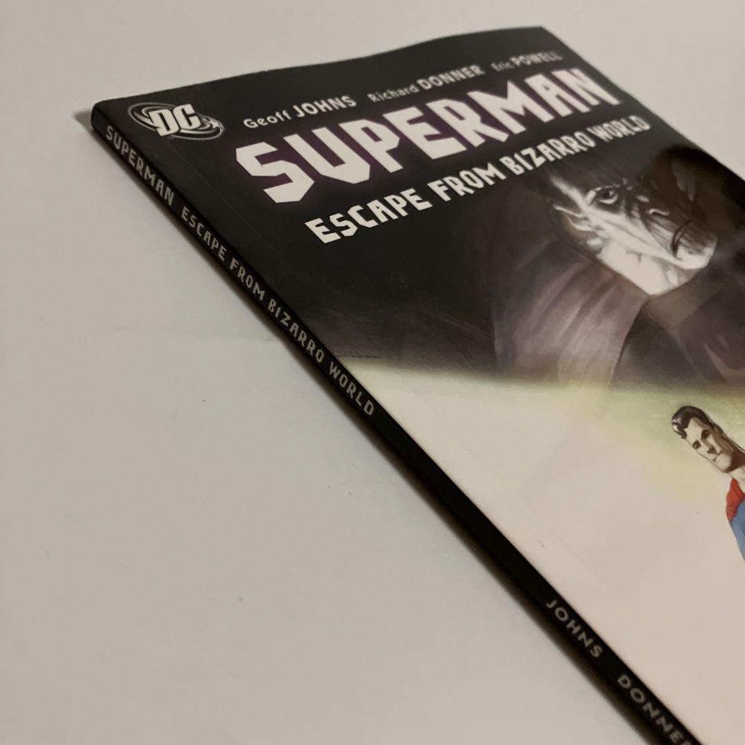 アメコミ　SUPERMAN:ESCAPE FROM BIZARRO WORLD