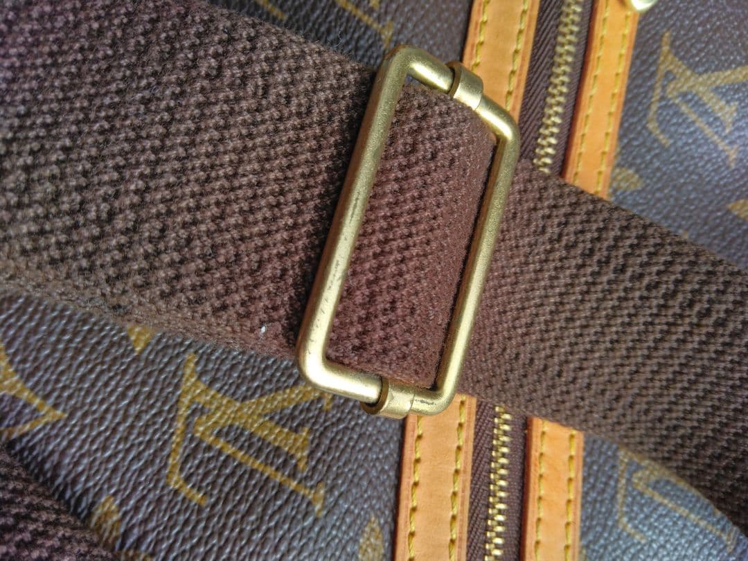 LOUIS VUITTON メッセンジャーボスフォールモノグラム