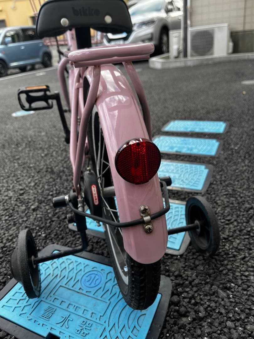 値下げ！！【美品】bikkeピンク 補助輪付き