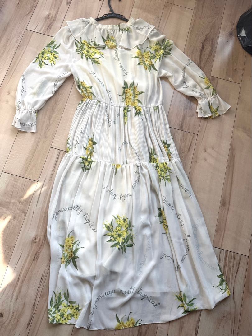 グレースコンチネンタル　フラワープリント ロングワンピース38