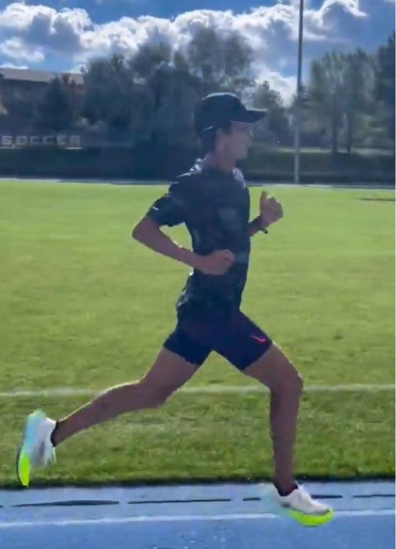 【超美品】ナイキ　エアロスイフト　メンズXL 大迫傑着用モデル