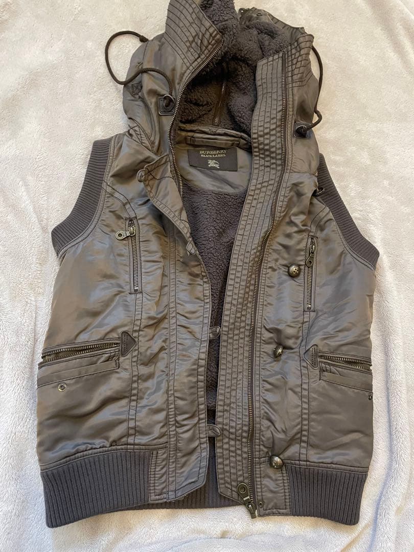 バーバリー　Burberry Blue Label ダウンベスト　38 y2k