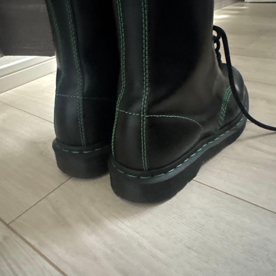 ドクターマーチン　8ホール　グリーンステッチ