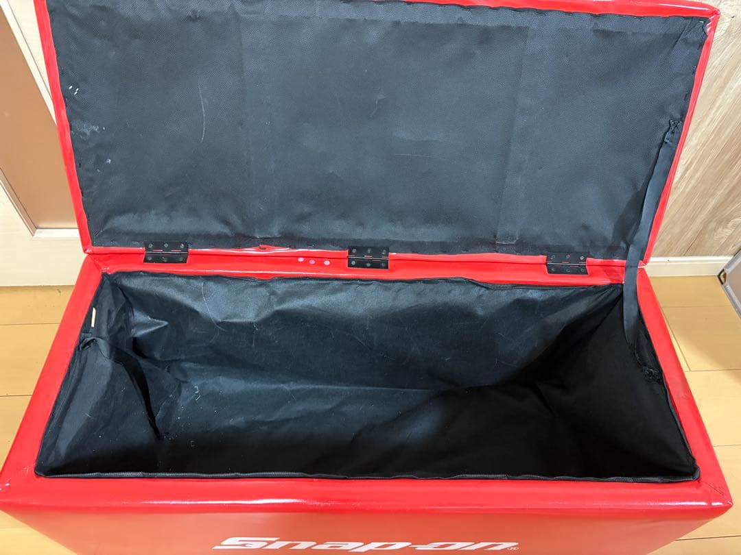 チ*n様 スナップオンベンチタイプ物入れ廃盤品