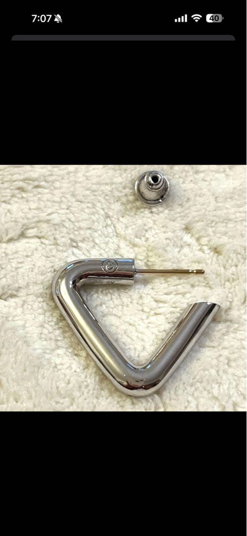 CAREERING シルバー三角ピアス(片耳用) 701