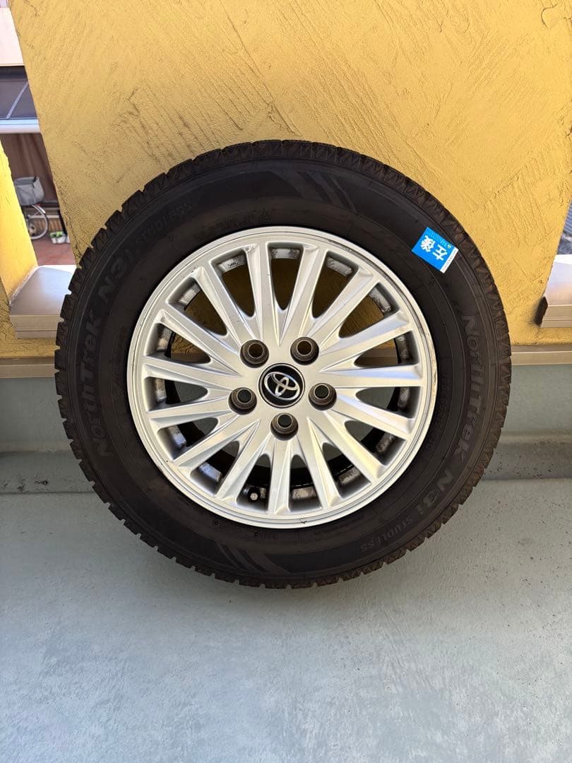 りゅう2/4 スタッドレスタイヤ