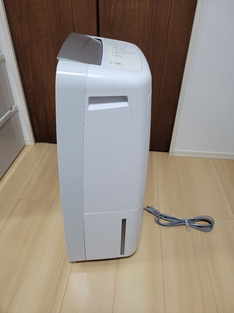 シャープ 除湿機 CV-P180-W プラズマクラスター 7000 ホワイト