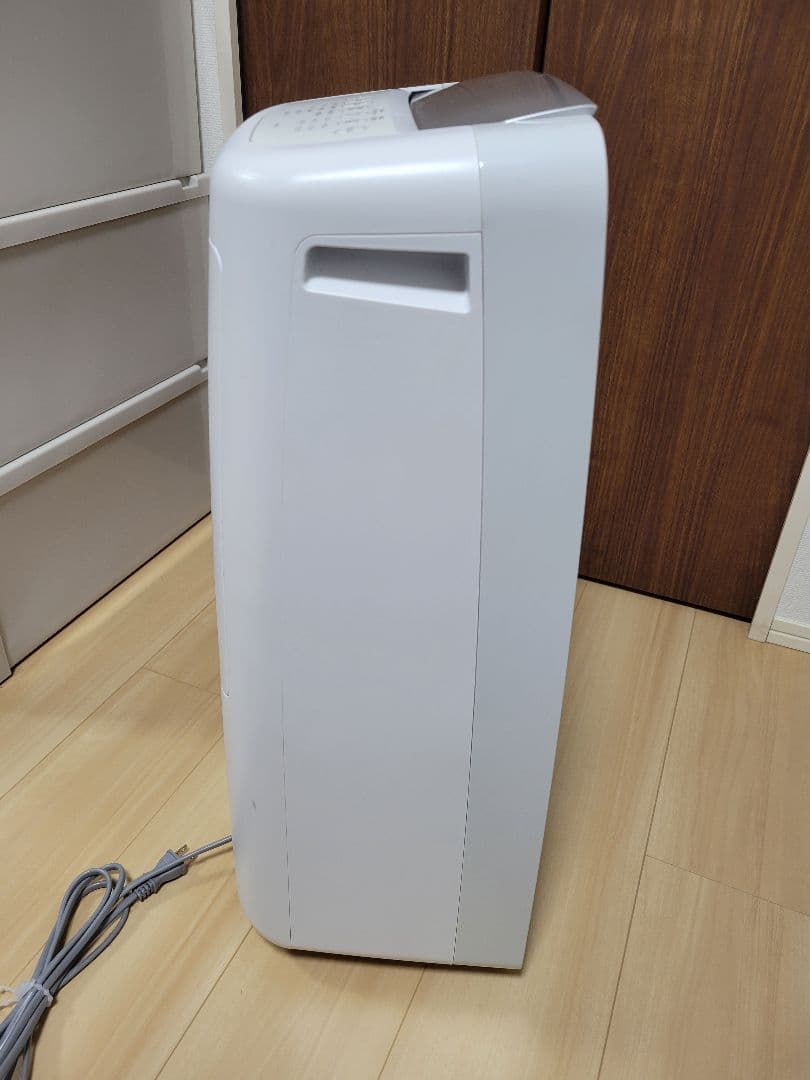 シャープ 除湿機 CV-P180-W プラズマクラスター 7000 ホワイト