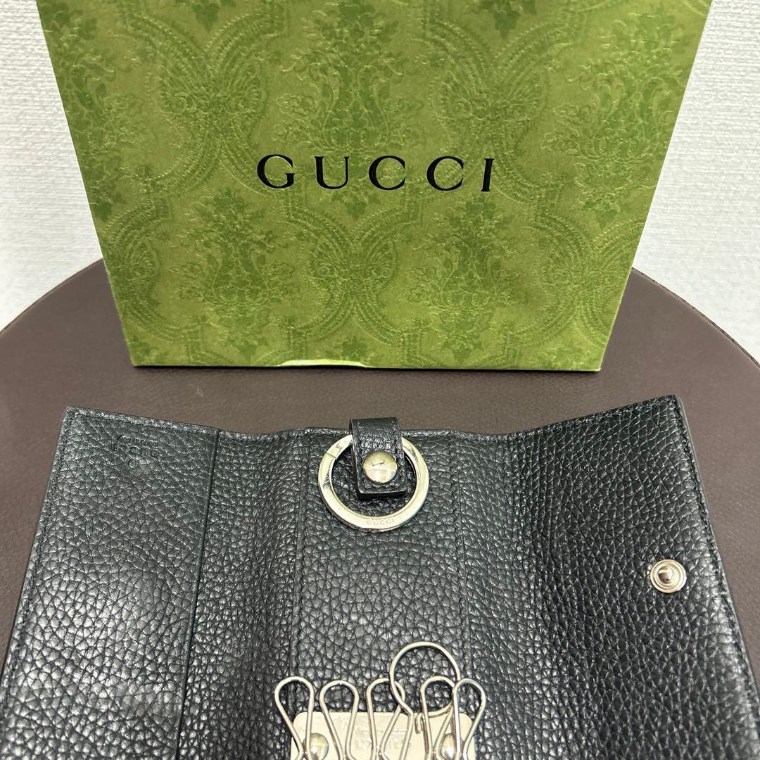 ❤️✴︎GUCCI レザー キーケース 黒