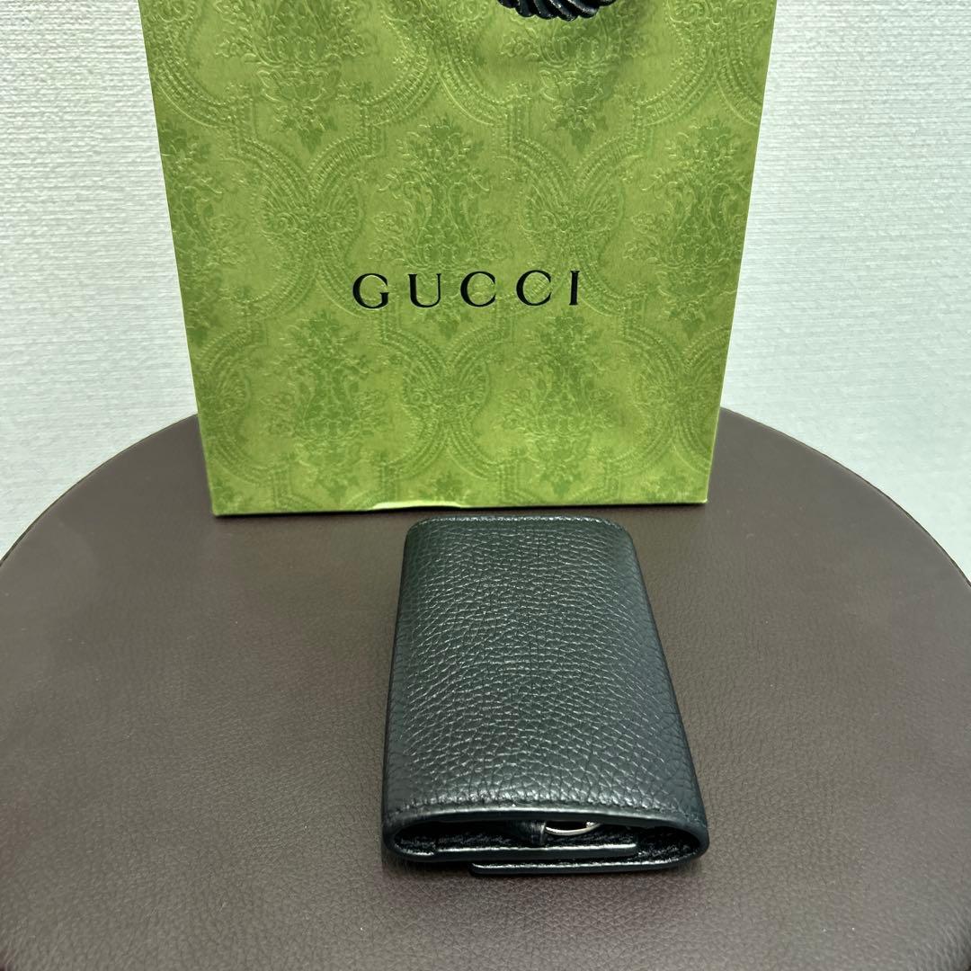 ❤️✴︎GUCCI レザー キーケース 黒