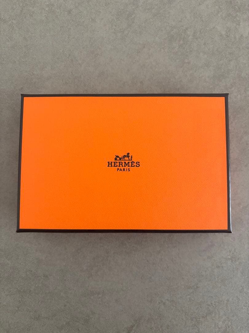 新品・未使用 エルメス カルヴィ デュオ ブラック