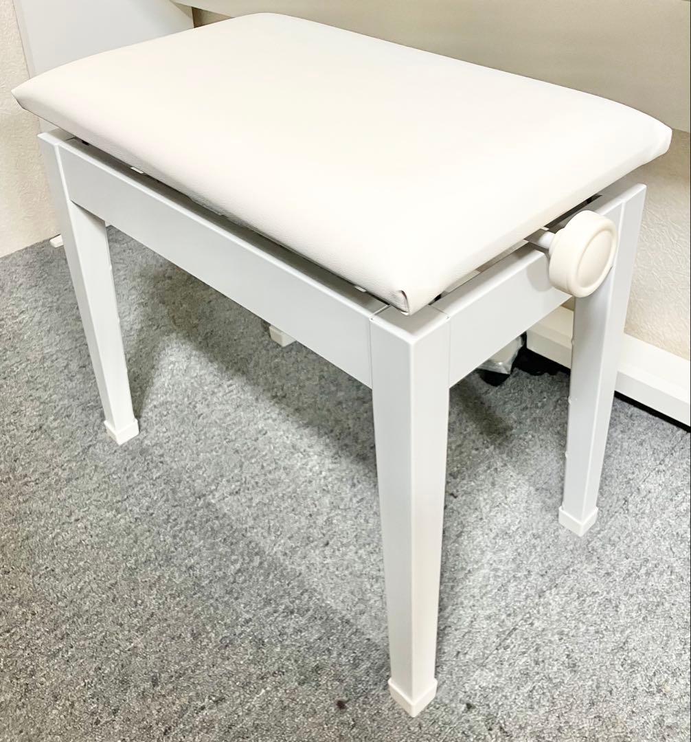 CASIO 電子ピアノ PX-770WE【無料配送可能】