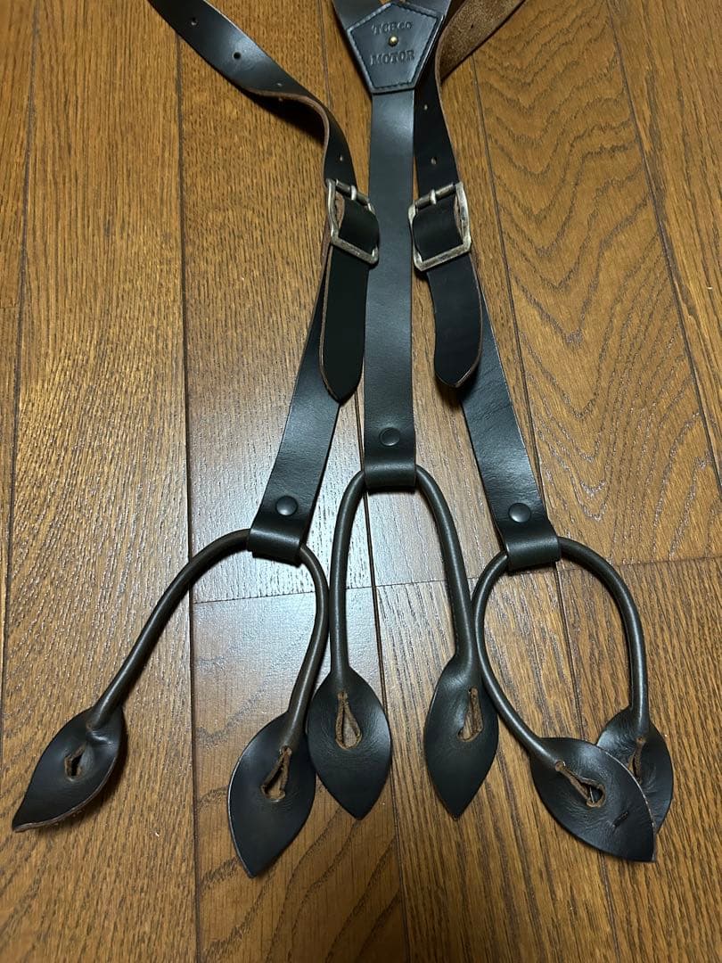 TCB MOTORサスペンダー