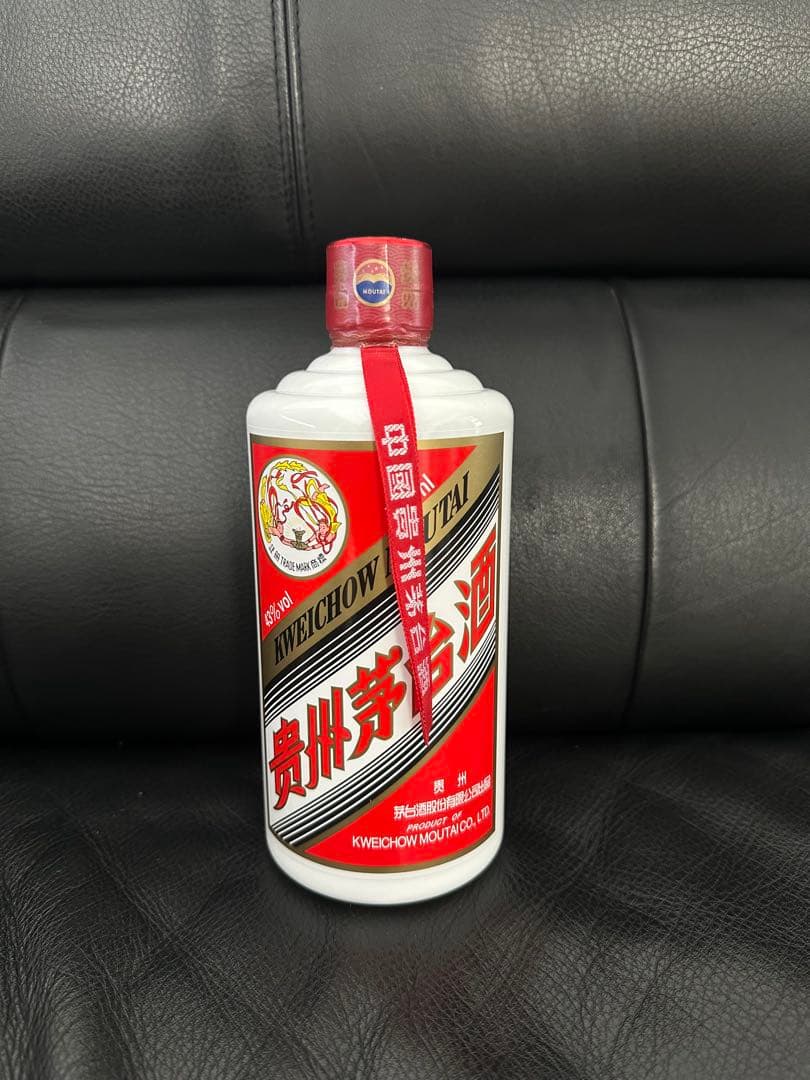 Kweichow Moutai 500ml グラス付き
