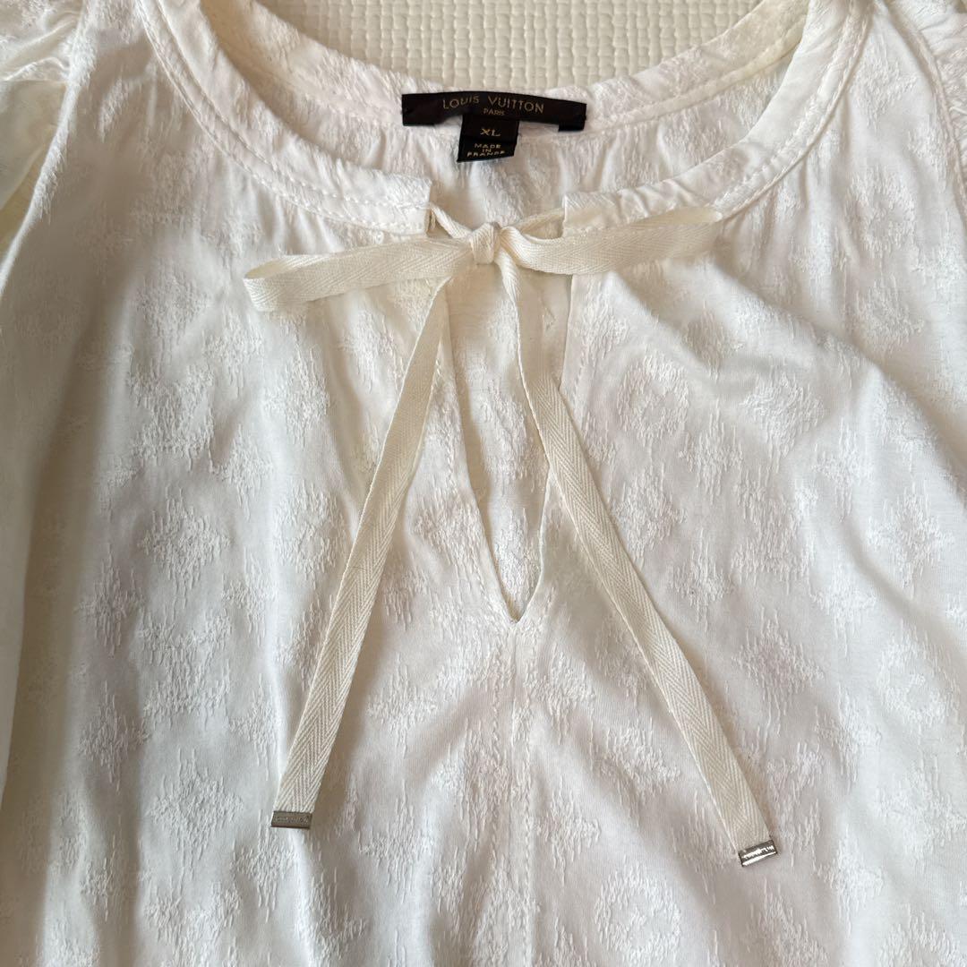 ルイヴィトン　LOUIS VUITTON カットソー　ペプラム　ノースリーブ