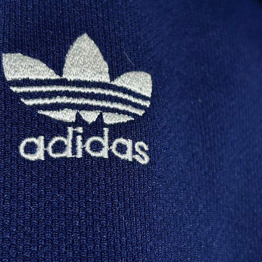 adidas アディダス トラックジャケット　刺繍ロゴ デサント社製