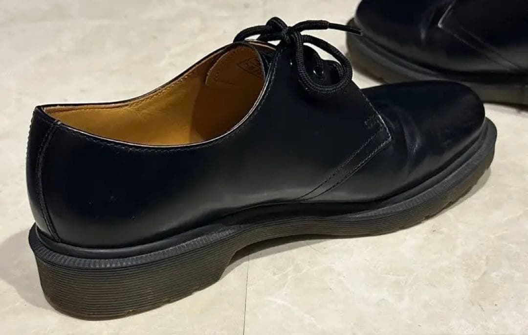 【最終値下/箱付き】Dr. Martens 3ホール ブラック ローファー