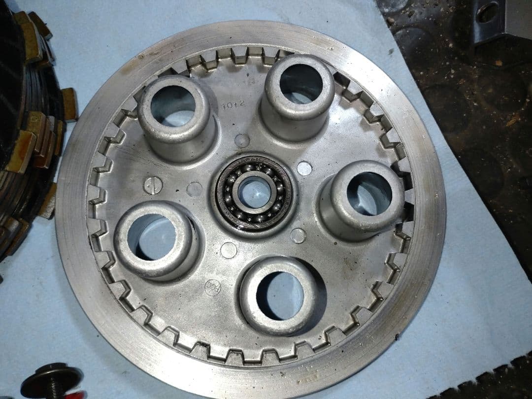 ゼファー400 クラッチハウジング一式 美品