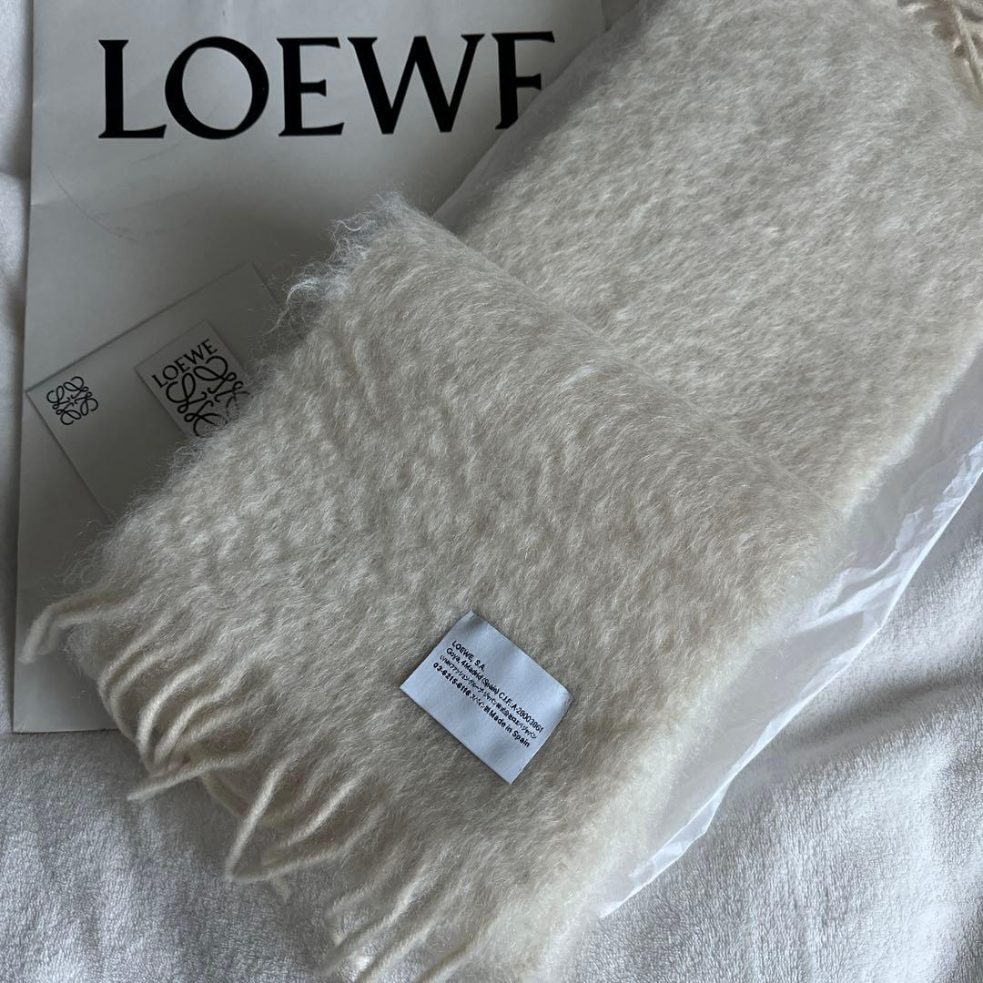LOEWE アイボリーウールマフラー　タグ付き