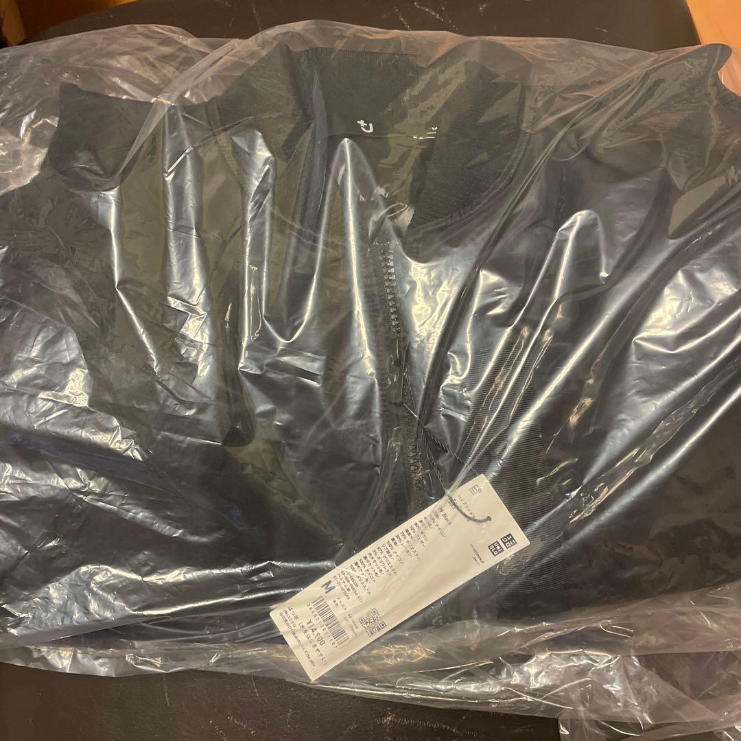 新品　ユニクロ　+J ハイブリッドダウンオーバーサイズMA-1ブルゾン　Mサイ