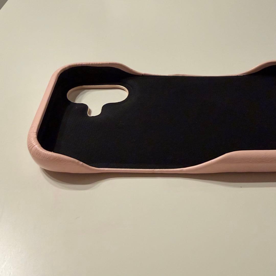 iPhone17 GUCCI ピンク ケース