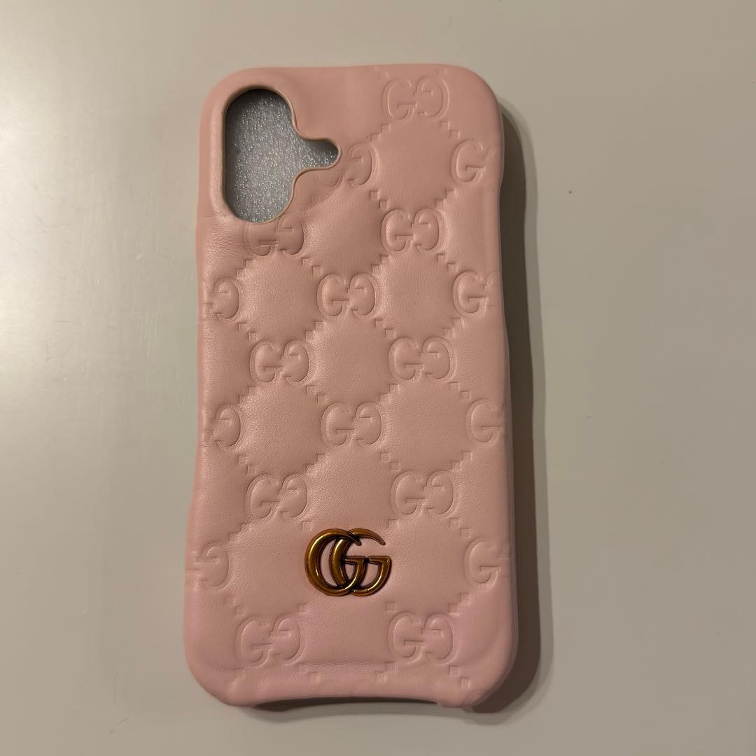 iPhone17 GUCCI ピンク ケース