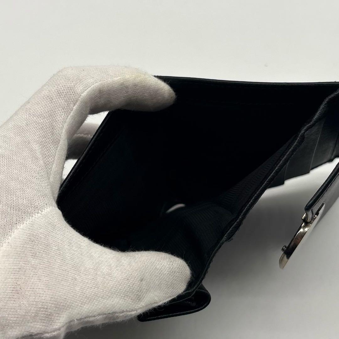 【極美品】Ferragamo サフィアーノ 三つ折り財布 コンパクト ブラック