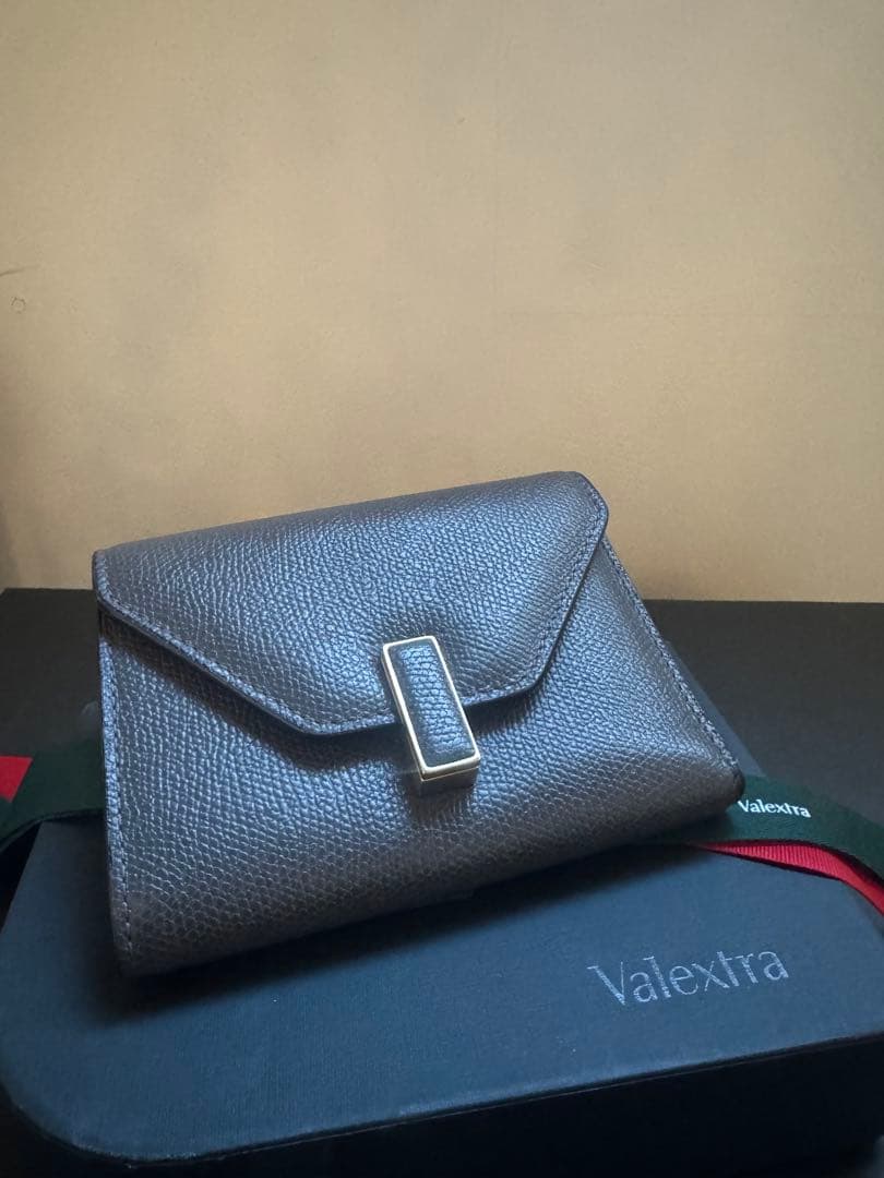Valextra ダークグレー 二つ折り財布