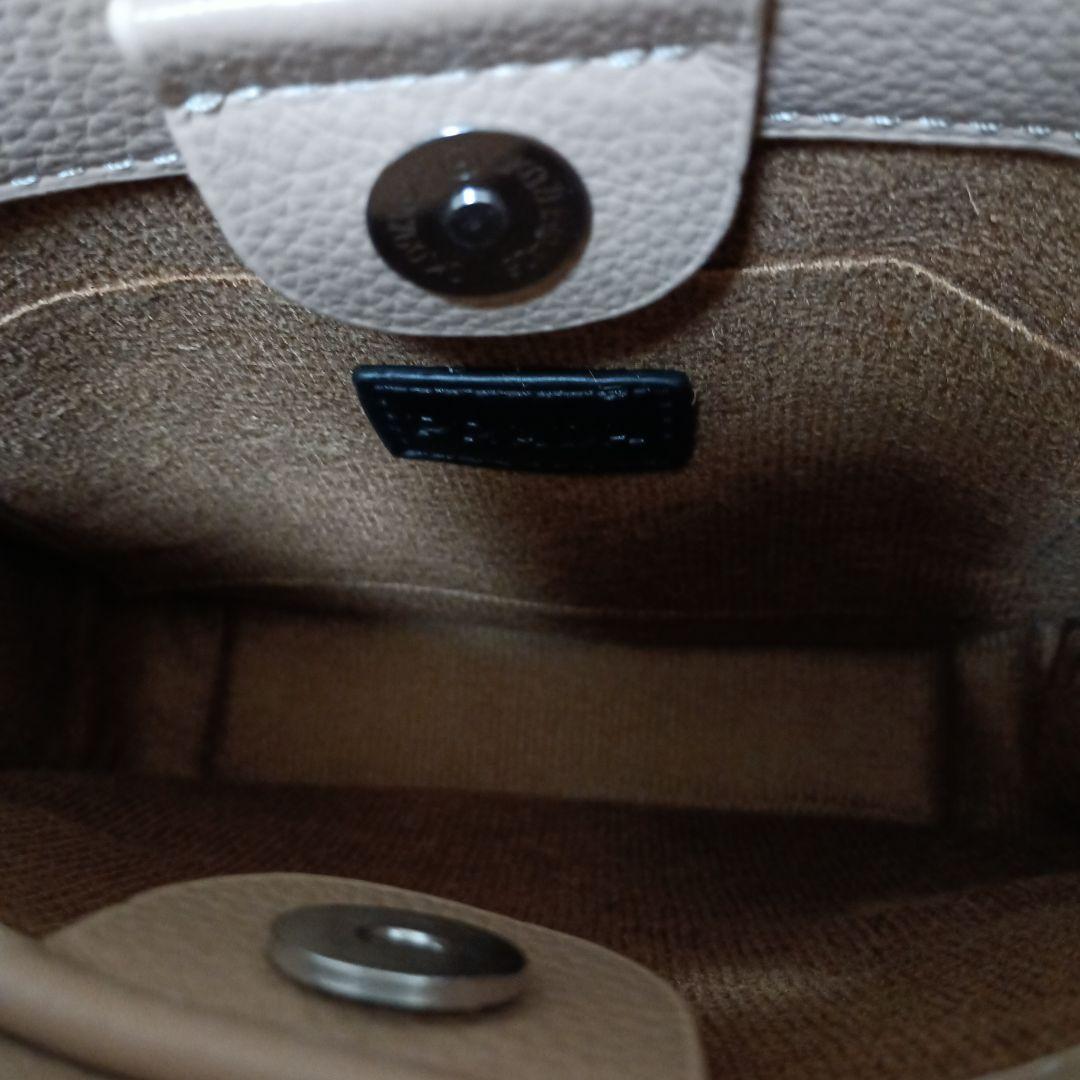 PRADA 　ショルダーバッグ　ノベルティ