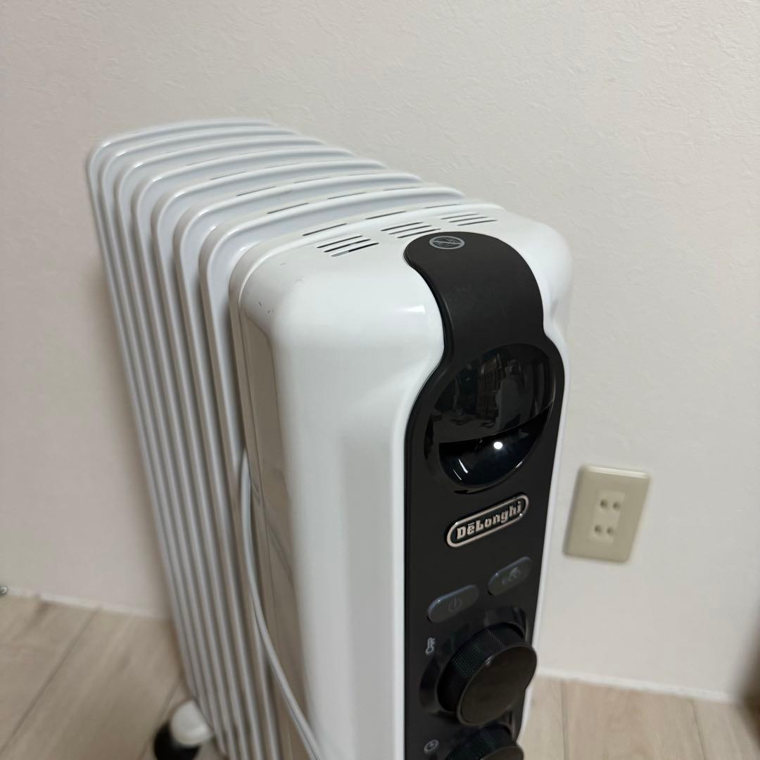 DeLonghi デロンギ　オイルヒーター RHJ35M0812-DG
