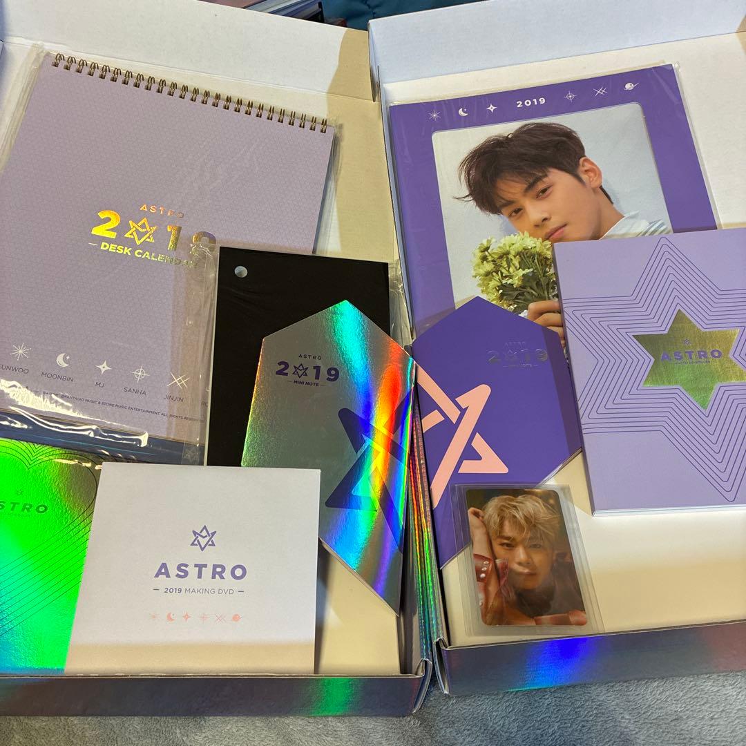 ASTRO 2019年デスクカレンダーセット