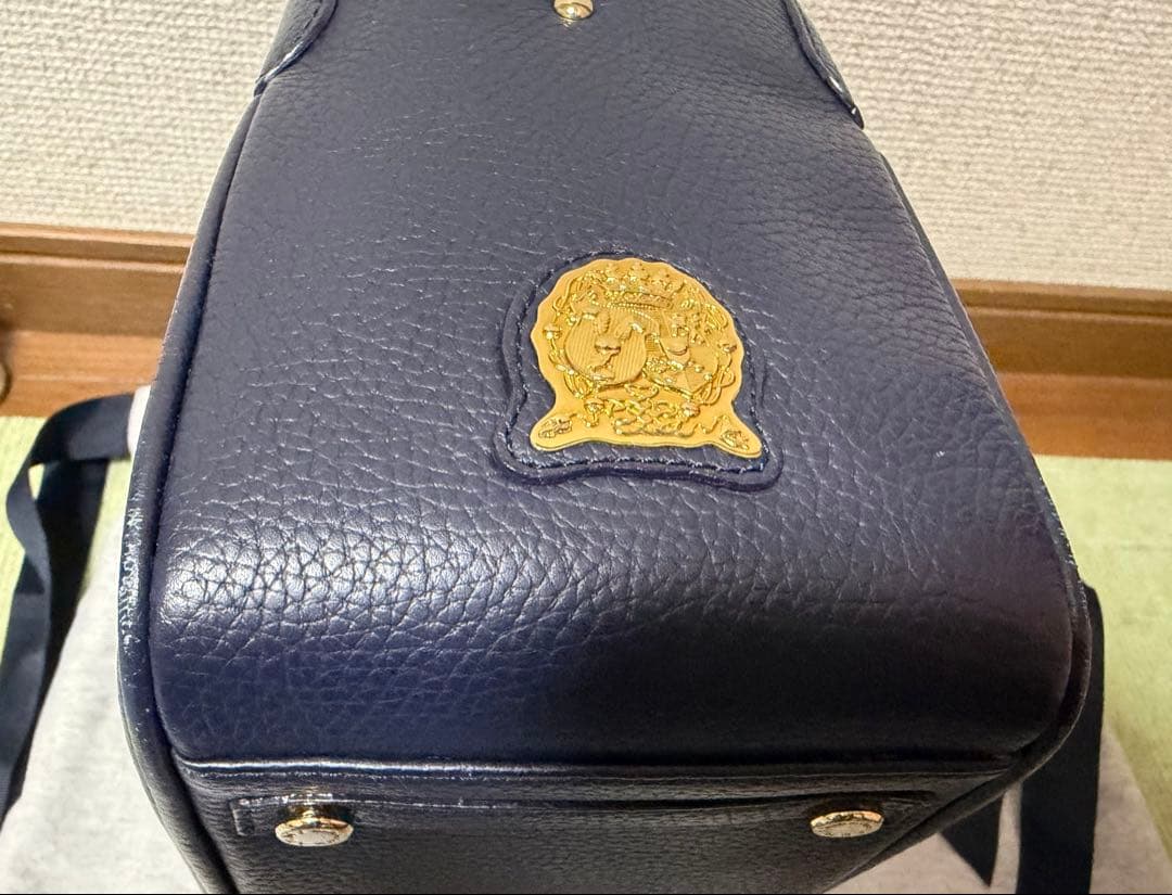 ADMJ エーディーエムジェイ 牛革 ストラップ付き ミニトート