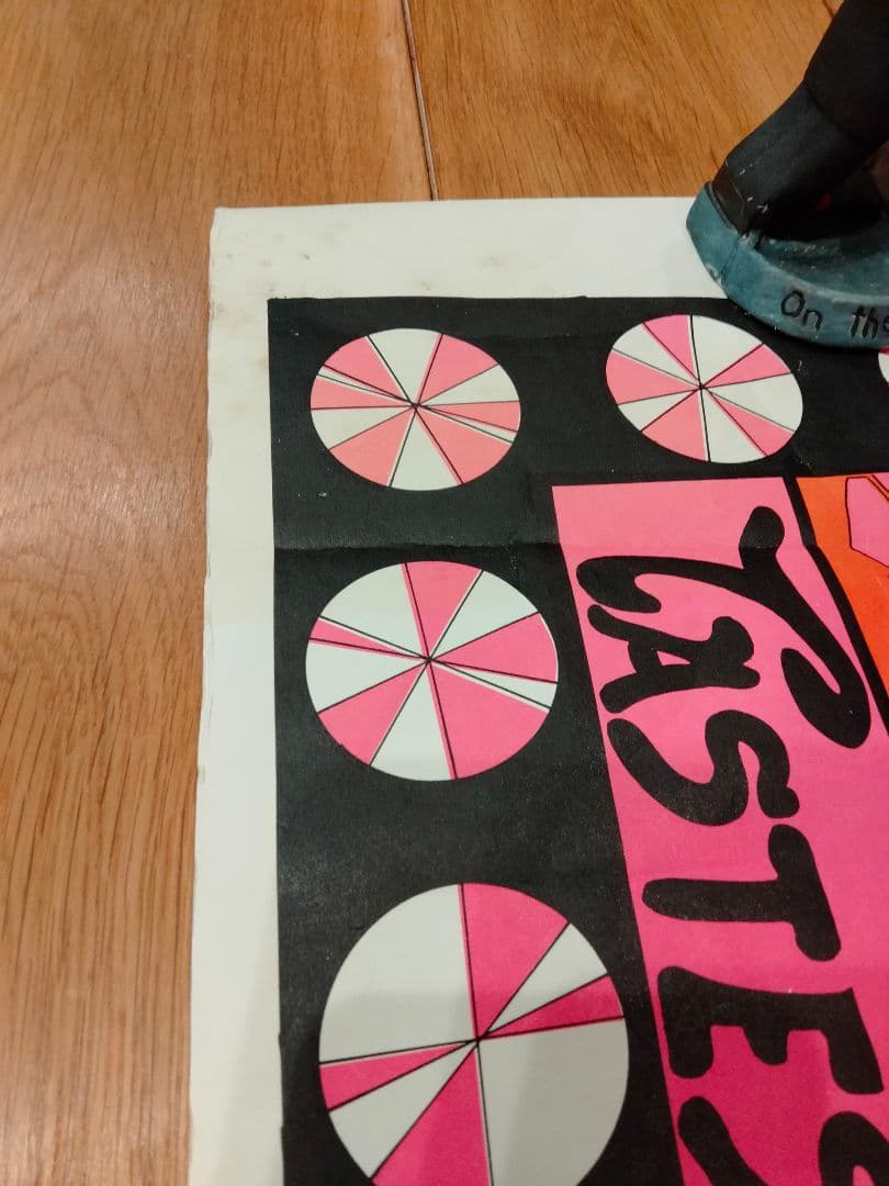 大判　ディズニー　ポスター ブラックライト メモリアルオージー ビンテージ 麻パ