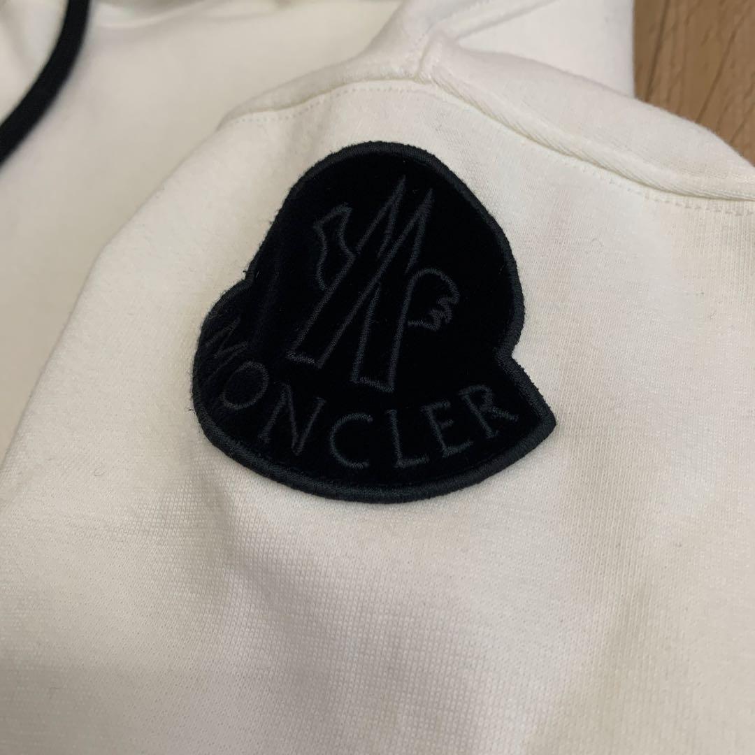 MONCLER レディースパーカー　サイズM